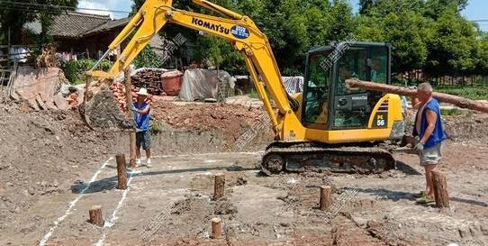 用松木樁加固地基的處理方案有哪些？需要多少成本[附實例]