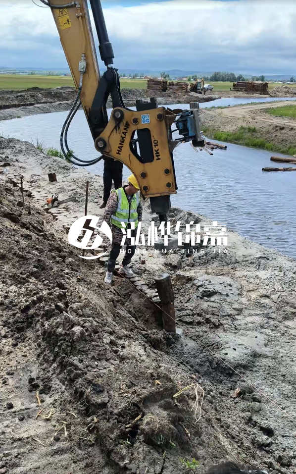 安徽打松木樁專業(yè)施工隊-松木樁打樁時需要注意哪些內容？