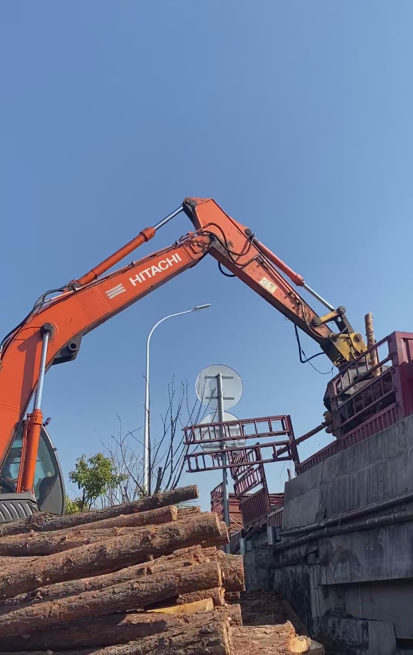 上海打松木樁專業(yè)施工-防洪松木樁施工重要性？