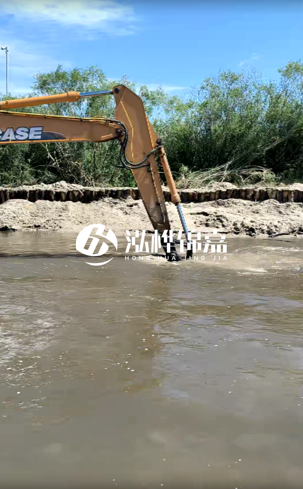 煙臺(tái)河道清淤專(zhuān)業(yè)施工隊(duì)-挖泥船清淤每立方多少錢(qián)？