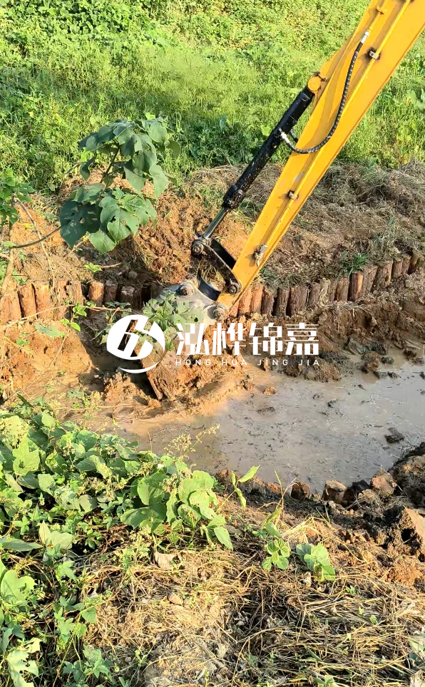 德州河道清淤專業(yè)施工-打完松木樁后為何需要立即清理淤泥？