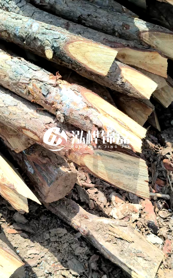 黃岡挖機打木樁專業(yè)施工-護坡木樁多少錢一根？