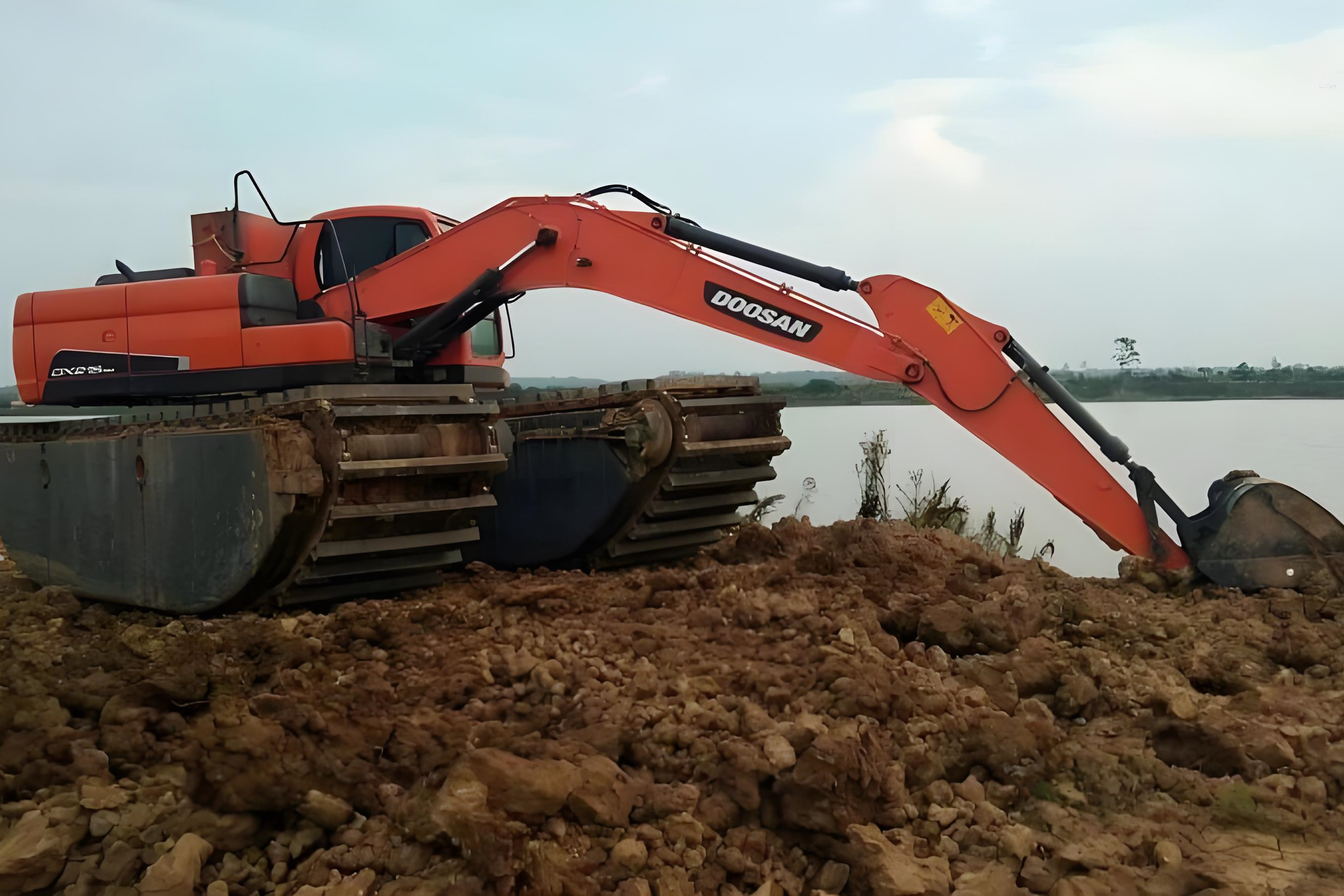 武漢水挖清淤團隊泓樺錦嘉-水庫清淤一立方米的價格是多少？?