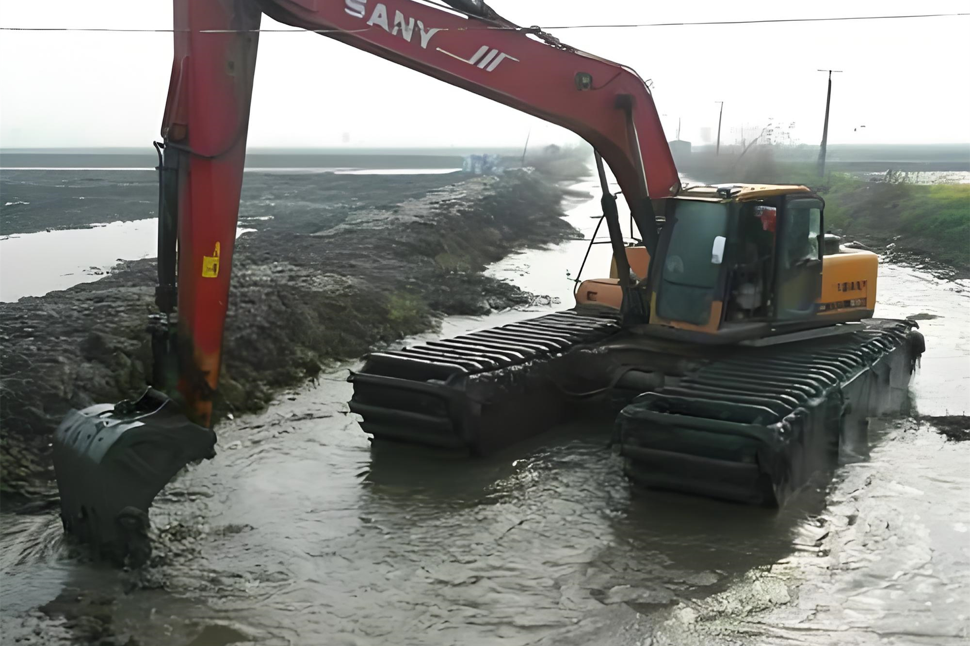 江蘇淮安挖機清淤施工隊 - 鄉(xiāng)村溝渠清淤的施工隊伍哪里找？