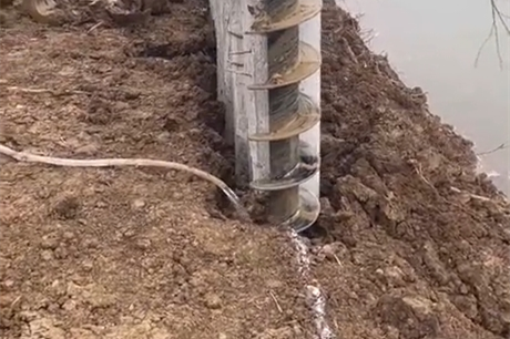 水泥仿木樁施工隊泓樺錦嘉 - 長度 3 米水泥河道樁施工多少錢？