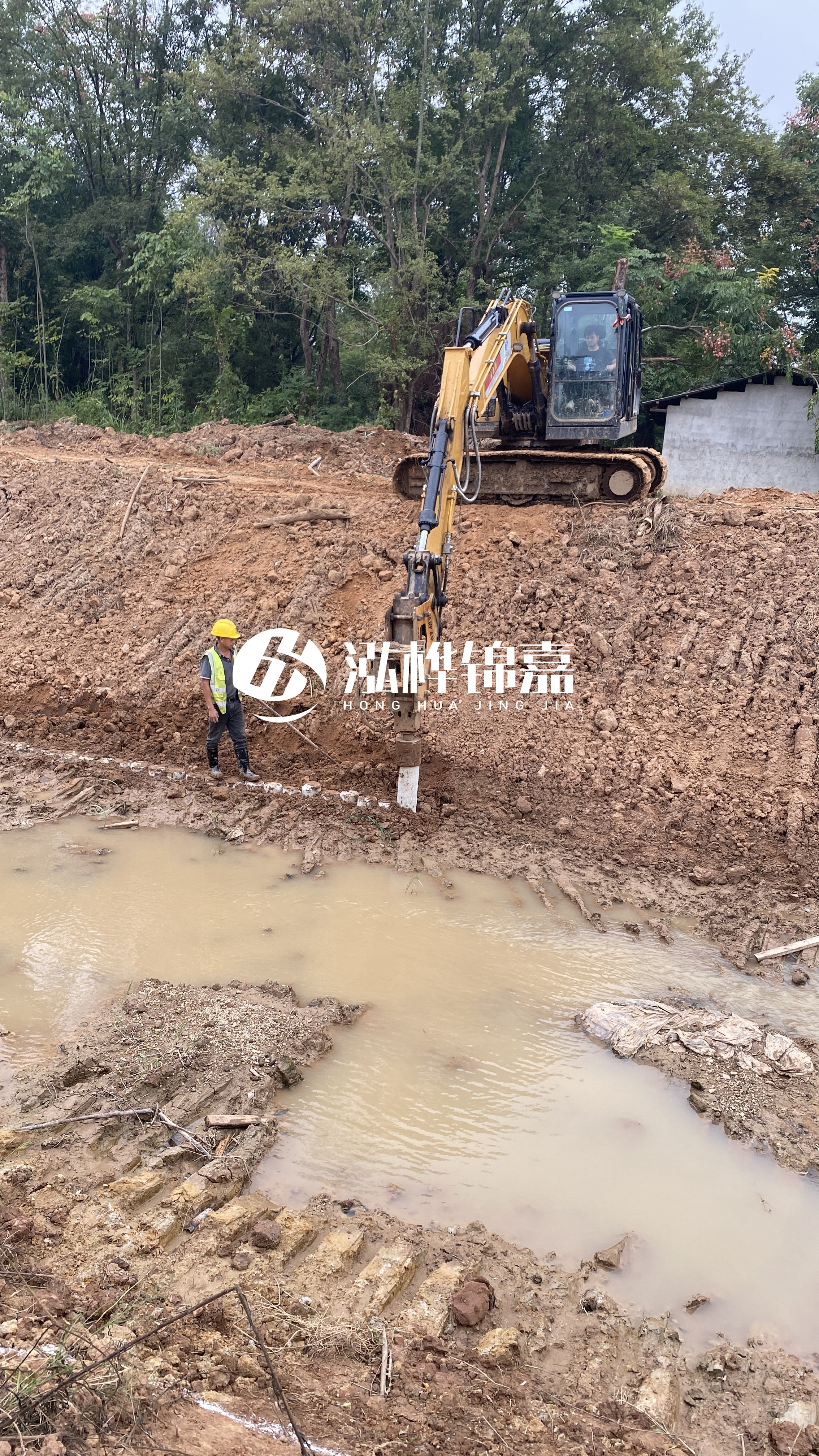 水泥仿木樁施工隊(duì)泓樺錦嘉 - 打水泥樁的最佳深度是多少？